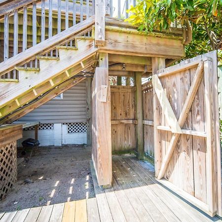 Salty Shack Unit C - Salty Shack - Dog Friendly Home - Across From The Beach - Central Location! Folly Beach Luaran gambar