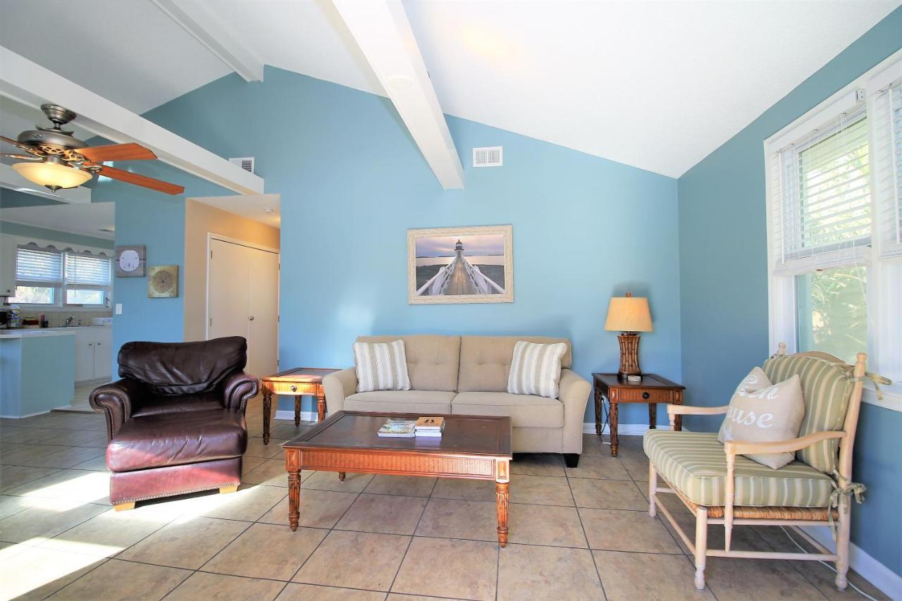 Salty Shack Unit C - Salty Shack - Dog Friendly Home - Across From The Beach - Central Location! Folly Beach Luaran gambar