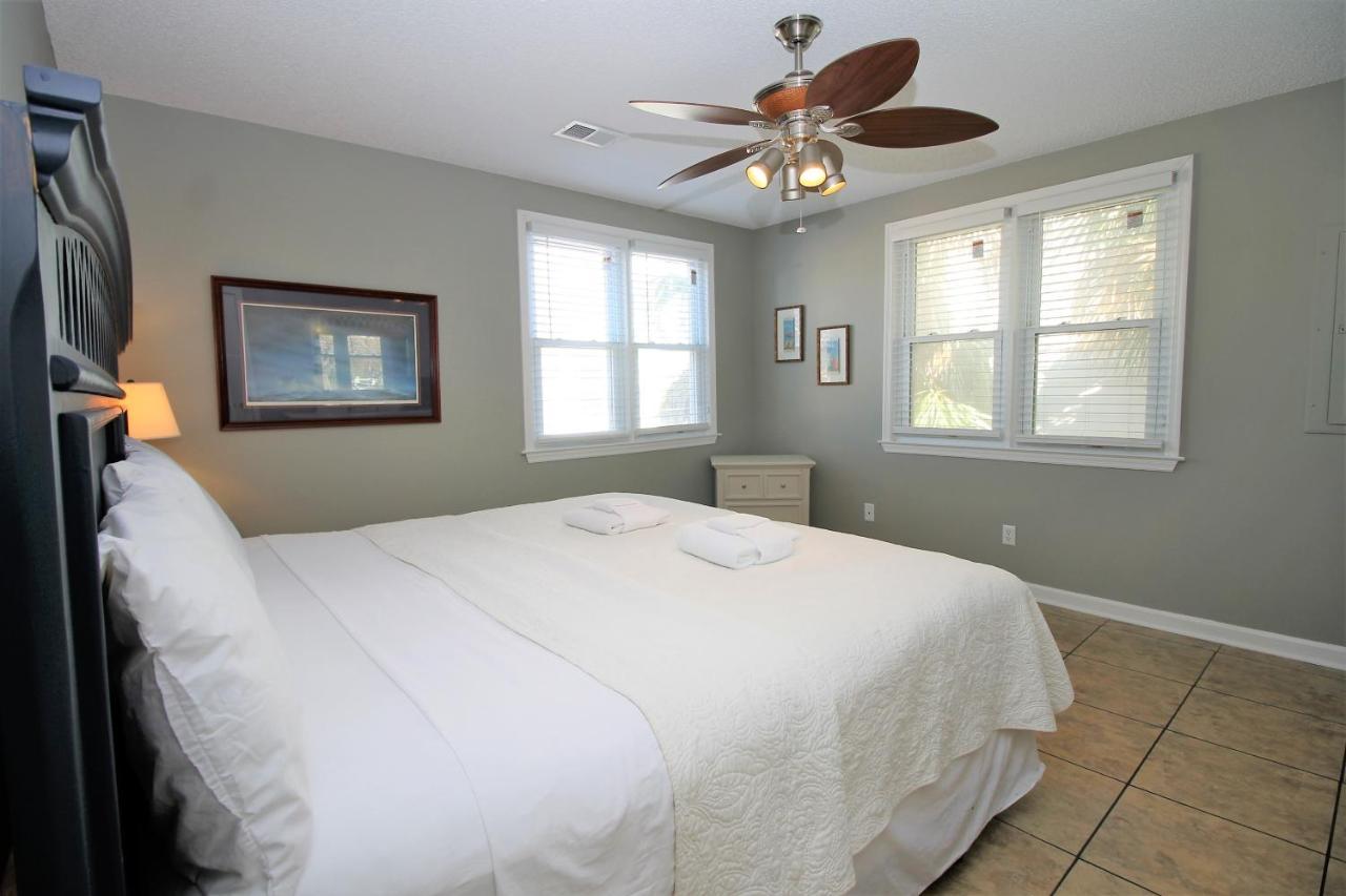 Salty Shack Unit C - Salty Shack - Dog Friendly Home - Across From The Beach - Central Location! Folly Beach Luaran gambar