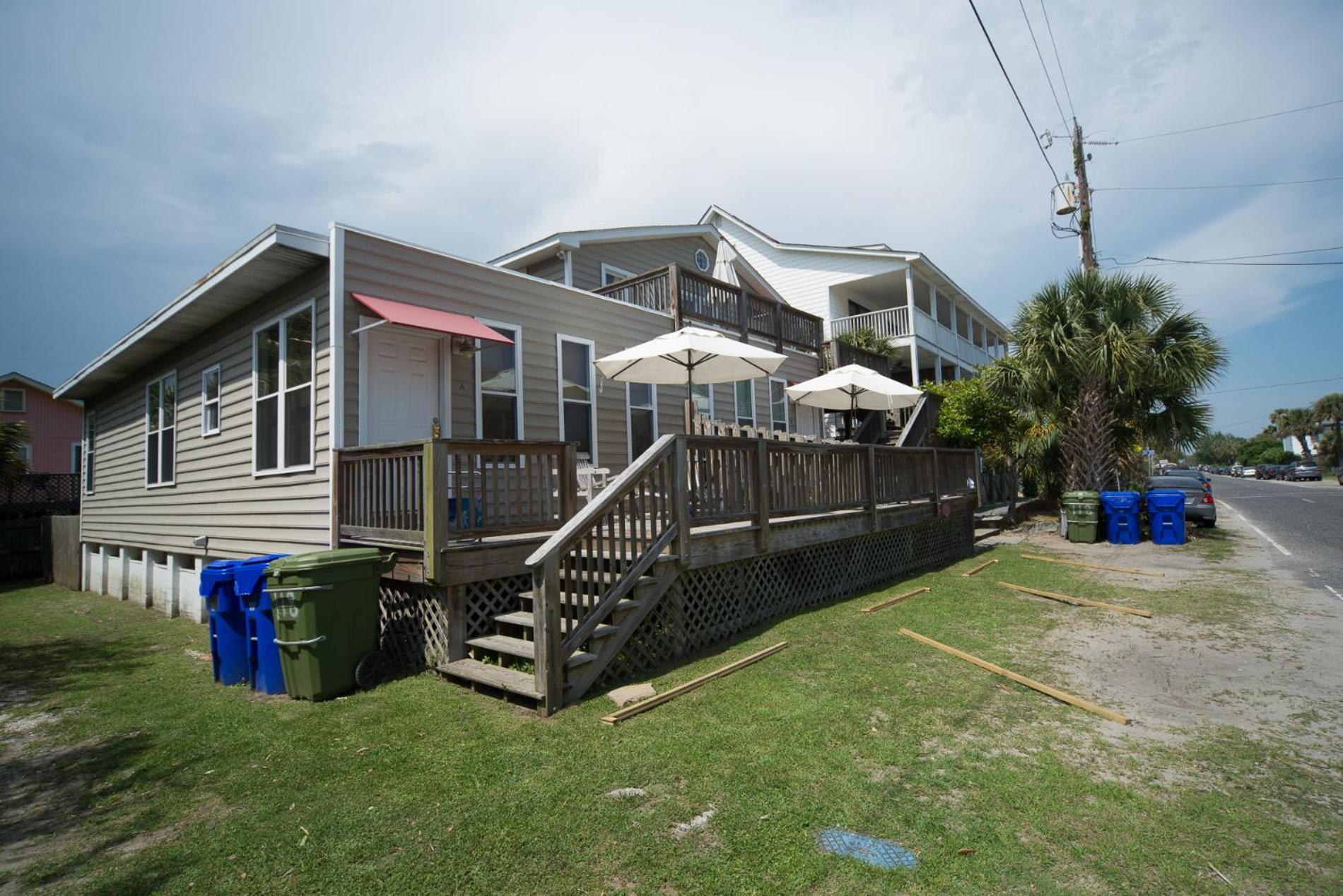 Salty Shack Unit C - Salty Shack - Dog Friendly Home - Across From The Beach - Central Location! Folly Beach Bilik gambar